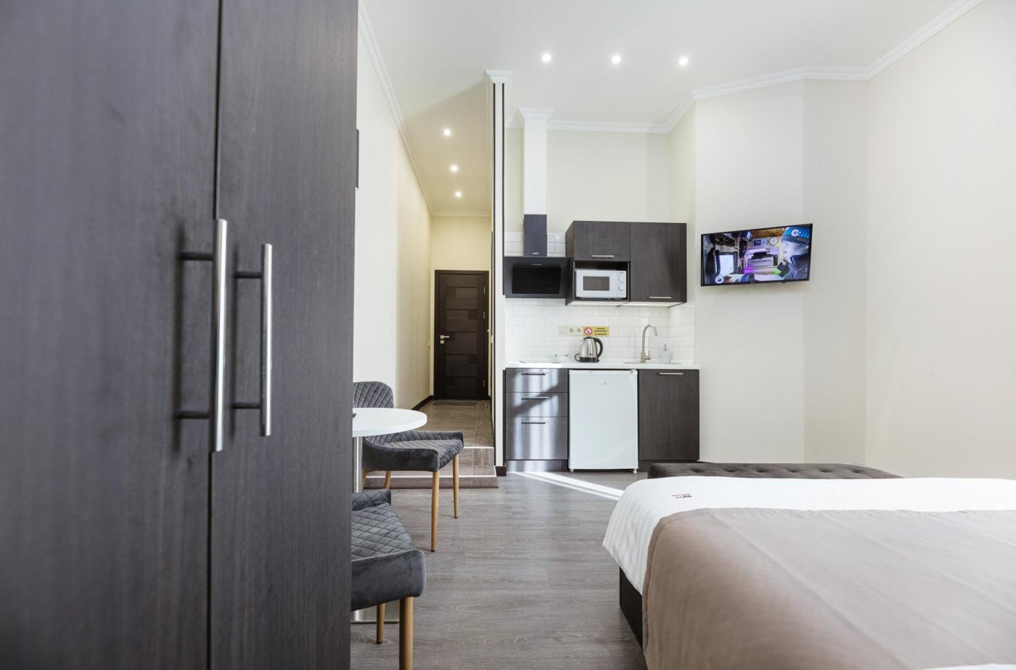 Apart Hotel Maidan Kiev Buitenkant foto